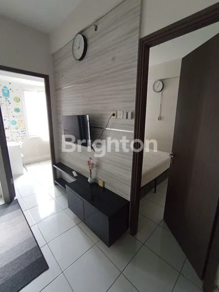 image HUNIAN STRATEGIS DI EMERALD BINTARO, 2BR SEMI FURNISHED (5)