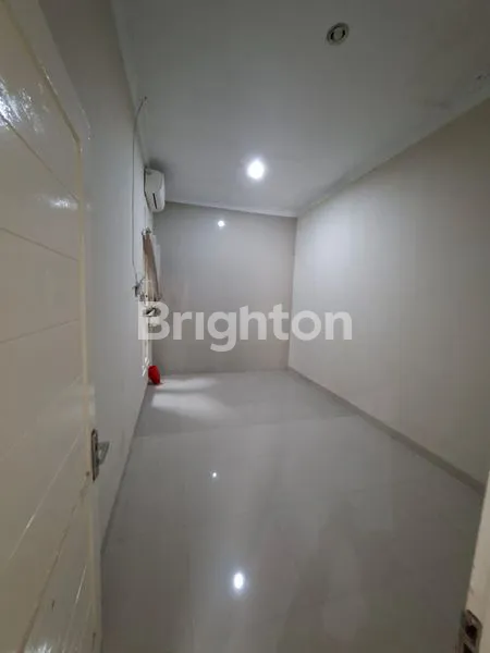 image RUMAH CANTIK PERUMAHAN CLUSTER DI SUKOHARJO (4)