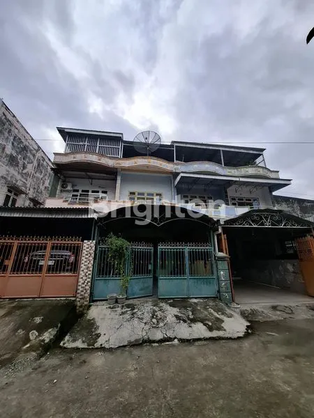 image TOWNHOUSE UKURAN BESAR PUSAT KOTA (1)