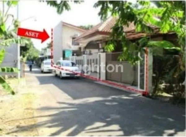 image RUMAH 1,5 LANTAI DI PERUMAHAN TIRTA HARMONI KLATEN SELATAN (2)
