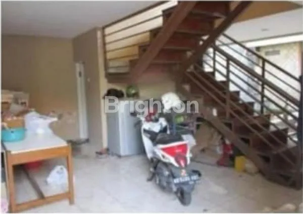 image RUMAH 1,5 LANTAI DI PERUMAHAN TIRTA HARMONI KLATEN SELATAN (4)