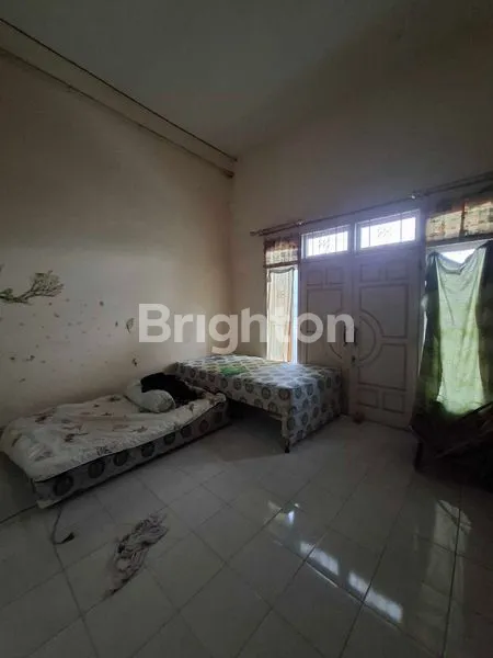image TOWNHOUSE UKURAN BESAR PUSAT KOTA (5)