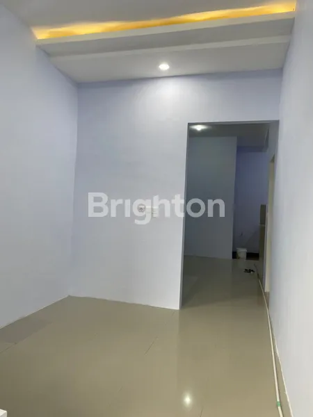 image DIJUAL RUMAH 2 LANTAI SIAP HUNI BARU RENOVASI DI WONOREJO, RUNGKUT, SURABAYA TIMUR HANYA 700JUTAAN (3)