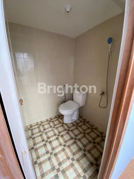 image DIJUAL RUMAH 2 LANTAI SIAP HUNI BARU RENOVASI DI WONOREJO, RUNGKUT, SURABAYA TIMUR HANYA 700JUTAAN (8)