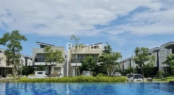 image DIJUAL SEGERA RUMAH RAPI SIAP HUNI DI CLUSTER ROSSINI GADING SERPONG (8)