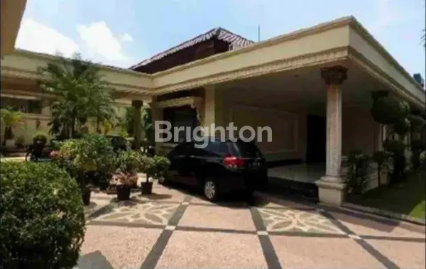 image RUMAH MEWAH JEMUR ANDAYANI SIAP HUNI ROW JALAN KEMBAR DEKAT RAYA A YANI (8)