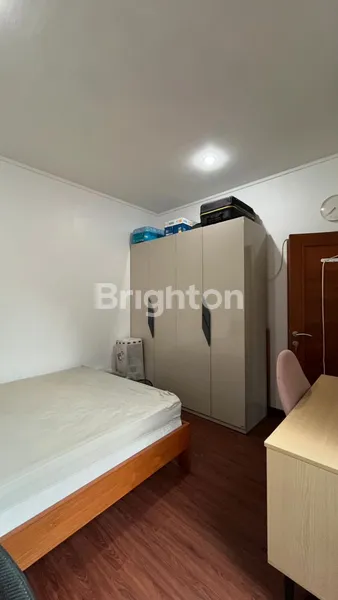 image RUMAH STRATEGIS DI VETERAN JAKARTA SELATAN AKSES MUDAH KE PONDOK INDAH (5)