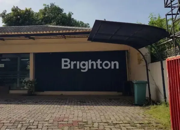 image DISEWAKAN RUKO RAYA JEMURSARI SIAP PAKAI COCOK USAHA STRATEGIS  DEKAT RAYA A YANI (1)