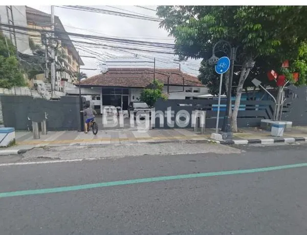 TANAH DAN BANGUNAN DISEWAKAN DI JL.DIPONEGORO SALATIGA