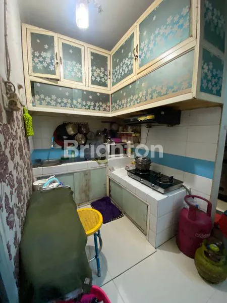 image DIJUAL RUMAH STRATEGIS\N\N JL ARIES SURABAYA\N\N (6)