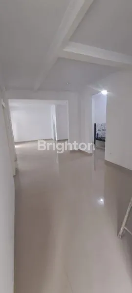 image RUMAH RAPI SIAP HUNI SUDAH RENOVASI DALAM CLUSTER KOTA WISATA (7)