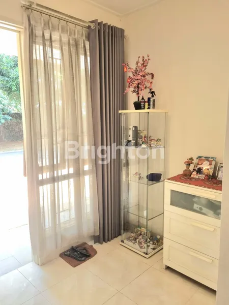 image RUMAH RAPI SIAP HUNI FURNISHED DI FIORE FORESTA BSD (2)