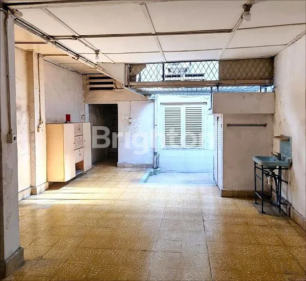image RUKO LEBAR 5 MTR EX BENGKEL DI INTI KOTA - LOKASI STRATEGIS COCOK UNTUK BISNIS COFFEE SHOP, BENGKEL, KANTOR DLL (4)