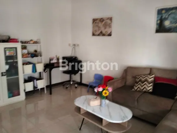 image RUMAH SUKOLILO DIAN REGENCY SIAP HUNI DEKAT ITS DAN PAKUWON CITY (1)