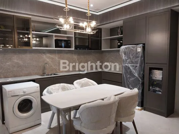 image APARTEMEN 2BR ONE I CON ATAS TUNJUNGAN PLAZA.. FURNISH MEWAH (5)