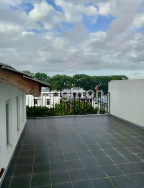 image RUMAH SEMI VILLA DI LAKSMANA RENON DENPASAR (8)