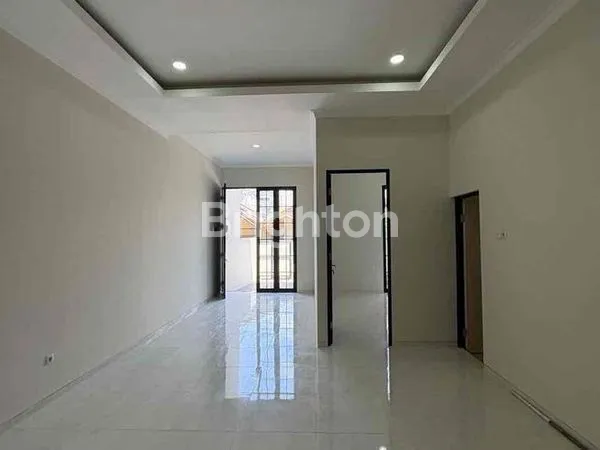 image MINIMALIS GRESS BARU DEKAT MERR BARUK RUNGKUT (5)