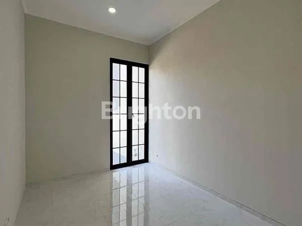 image MINIMALIS GRESS BARU DEKAT MERR BARUK RUNGKUT (6)