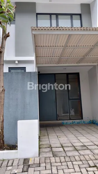 image SEWA KONTRAK RUMAH 2LANTAI ROYAL RESIDENCE CLUSTER SERENADE WIYUNG SURABAYA BARAT (1)