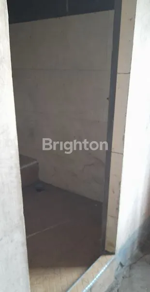 image RUKO STRATEGIS 2 LANTAI DI JL. PASIR PUTIH, DEKAT UIR &  PASAR SYARIAH  (8)