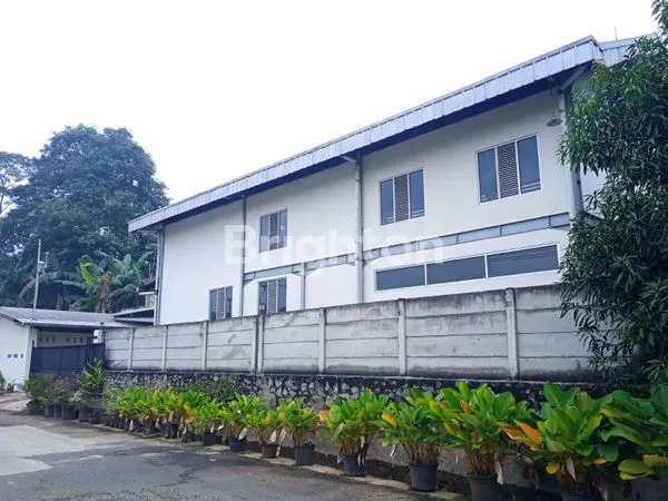 image GUDANG DI AREA PERGUDANGAN NAROGONG BEKASI (5)