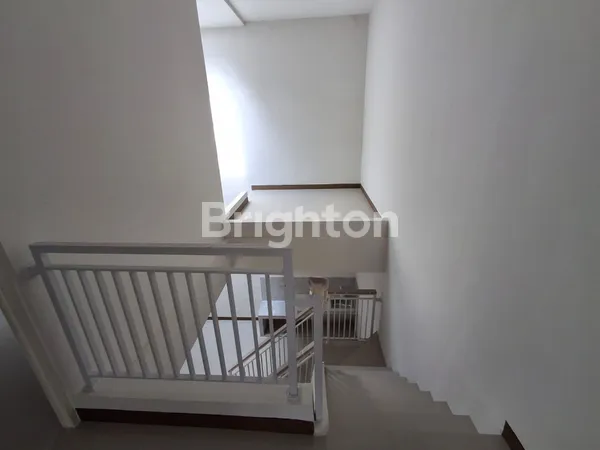 image RUMAH BABATAN PILANG WIYUNG SURABAYA, BARU GRESS 2 LANTAI, DEKAT RAYA MENGANTI, DEKAT RUMAH SAKIT WIYUNG SEJAHTERA (3)