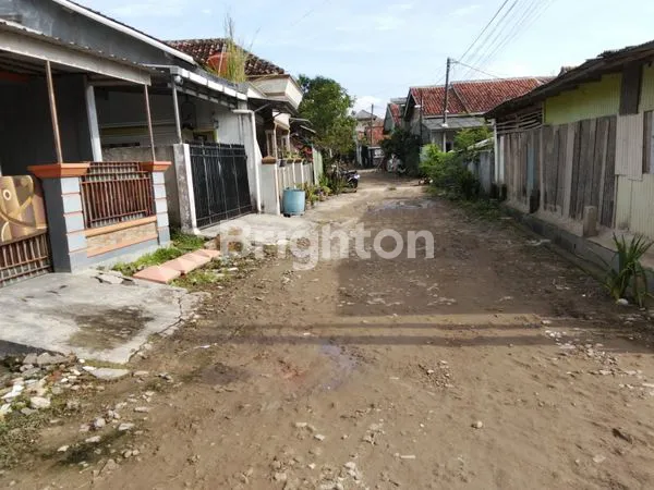 image RUMAH 2 LANTAI HARGA NEGO, VIEW LAUT & SHM (3)