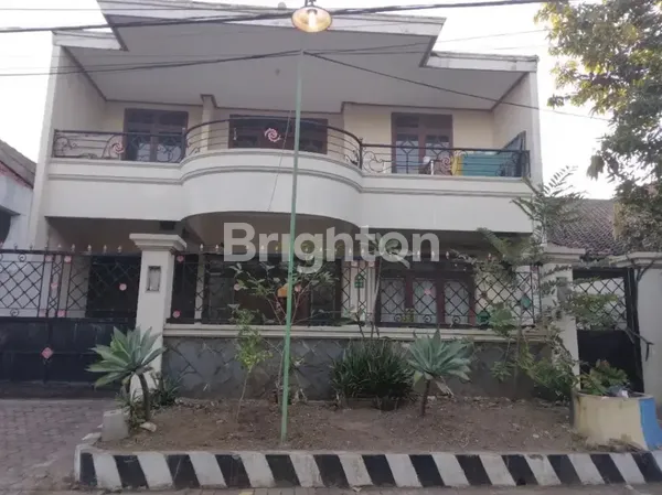 image RUMAH RUNGKUT HARAPAN 2 LANTAI, TERAWAT, LOKASI STRATEGIS DEKAT MERR DAN UPN  (1)