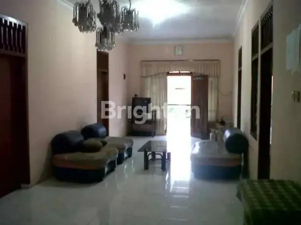 image RUMAH RUNGKUT HARAPAN 2 LANTAI, TERAWAT, LOKASI STRATEGIS DEKAT MERR DAN UPN  (5)