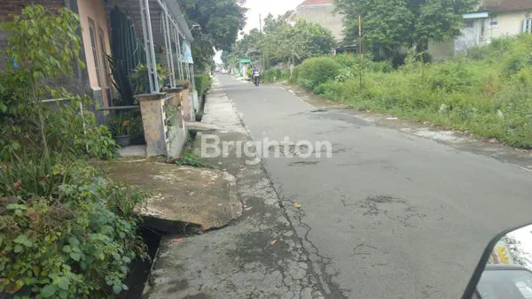 image TANAH STRATEGIS 450M² SHM, DEKAT PASAR PENGGING (2)
