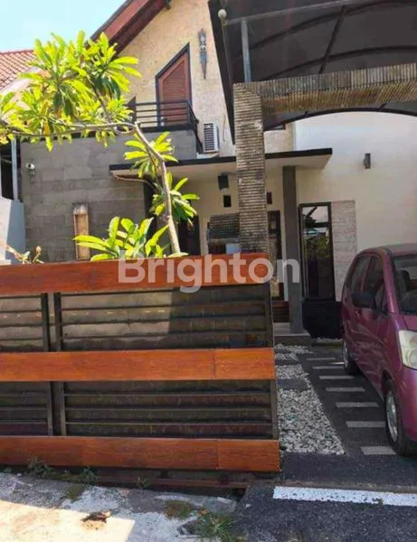 image RUMAH 2 LANTAI DI PADANG SAMBIAN (1)