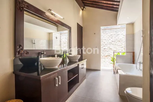 image MURAH TAPI MEWAH VILLA DICANGGU  DIJUAL (5)