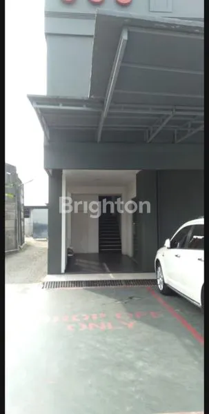 image JUAL BU DIBAWAH HARGA PASARAN GUDANG /KANTOR LOKASI STRATEGIS DEKAT TOL BANDARA SOEKARNO DAN CITRA 8 (4)