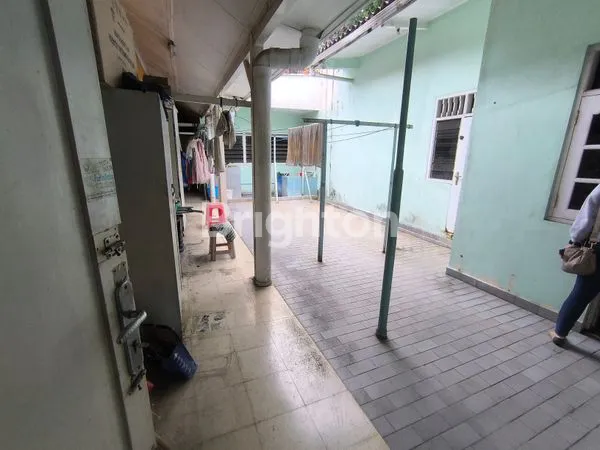 image RUMAH LUAS & BESAR DENGAN VIEW PEGUNUNGAN DI GAJAHMUNGKUR  (4)