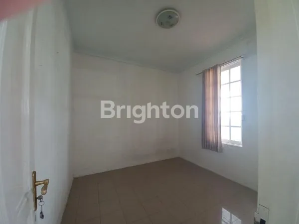 image VILLA MEWAH DI CITRALAND, LT 128M² HARGA NEGO (8)