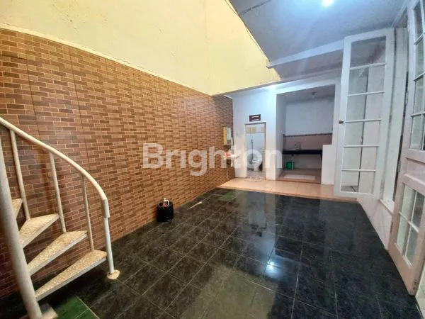 image VILLA MEWAH DI CITRALAND, LT 128M² HARGA NEGO (4)