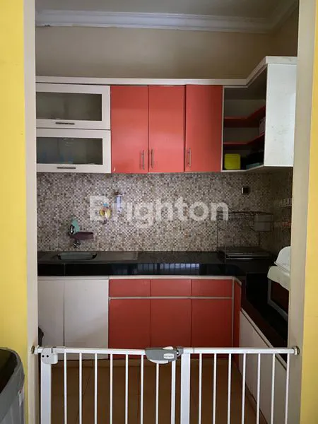 image RUMAH MEWAH 2 LANTAI DI PURI SURYA JAYA, LT 202M² (3)