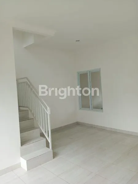 image RUMAH DI SELATAN JAKARTA DIJUAL 800 AN JUTA (3)