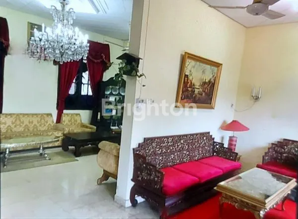 image RUMAH LUAS & BESAR DENGAN VIEW PEGUNUNGAN DI GAJAHMUNGKUR  (7)