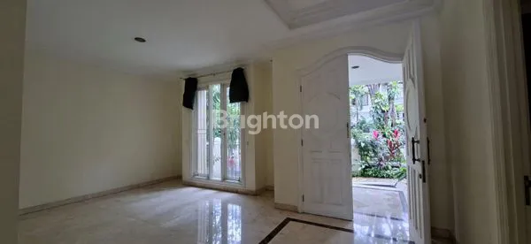 image LUXURY HOUSE PONDOK INDAH  (1)