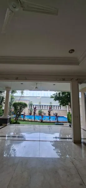 image LUXURY HOUSE PONDOK INDAH  (2)