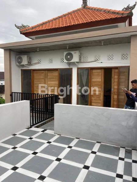 image DIJUAL RUMAH 2 LANTAI – DALUNG, ABIAN BASE (LOKASI STRATEGIS)  PERUMAHAN CEMARA GIRI, DALUNG – ABIAN BASE (4)