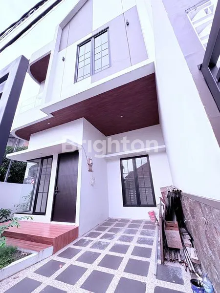 image RUMAH STRATEGIS RUNGKUT, DEKAT MERR & UPN, HARGA 1.7M (1)