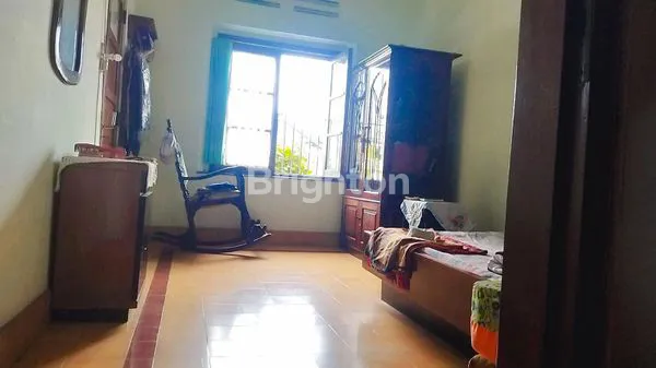 image HUNIAN EKSKLUSIF BERGAYA KOLONIAL, KOKOH, TERAWAT, KELURAHAN KASIN,  MALANG (3)
