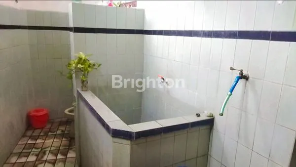 image HUNIAN EKSKLUSIF BERGAYA KOLONIAL, KOKOH, TERAWAT, KELURAHAN KASIN,  MALANG (5)