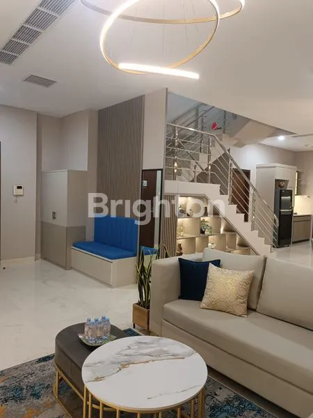 image DIJUAL APARTEMEN PENTHOUSE GRAND SUNGKONO LAGOON VENETIAN FULL FURNISH BARU MEWAH (3)
