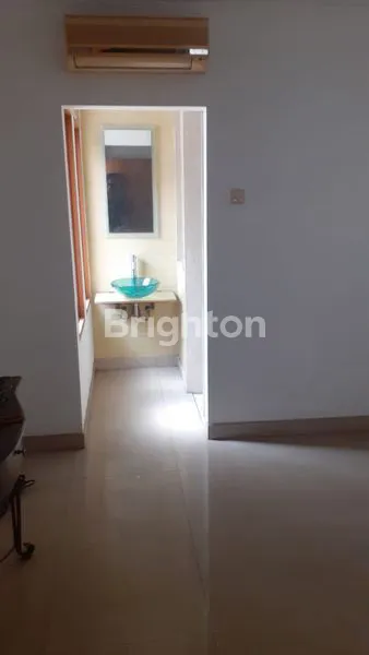 image RUMAH SIAP HUNI KEBAYORAN BARU JAKSEL. (7)