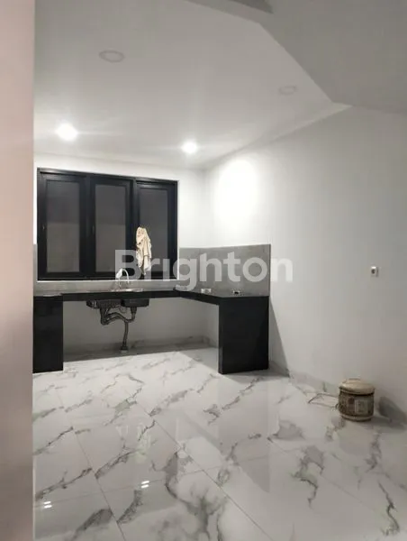 image JUAL RUMAH BARU SUNTER ASRI (1)