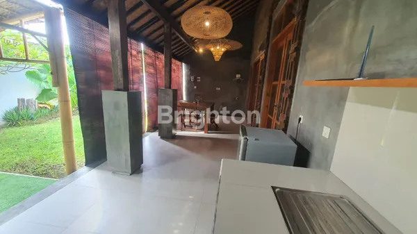image HOMEY 2-BR HOUSE FOR LIVING IN LOVELY SANUR AREA JUST 5-MINUTES DRIVE TO SANUR BEACH (3)
