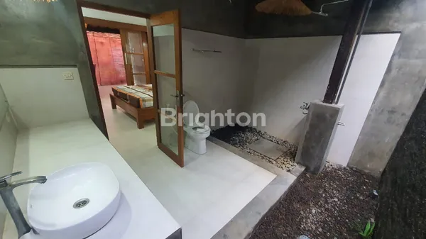 image HOMEY 2-BR HOUSE FOR LIVING IN LOVELY SANUR AREA JUST 5-MINUTES DRIVE TO SANUR BEACH (5)